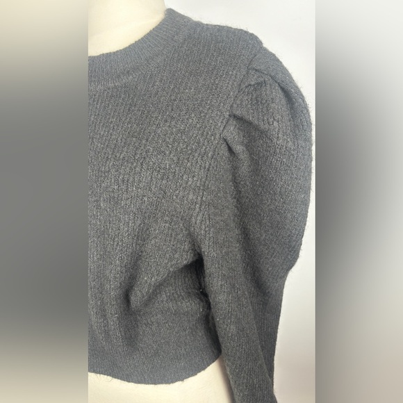 High Neck Puff Sleeve Pullover Basic - Picture 4 of 5